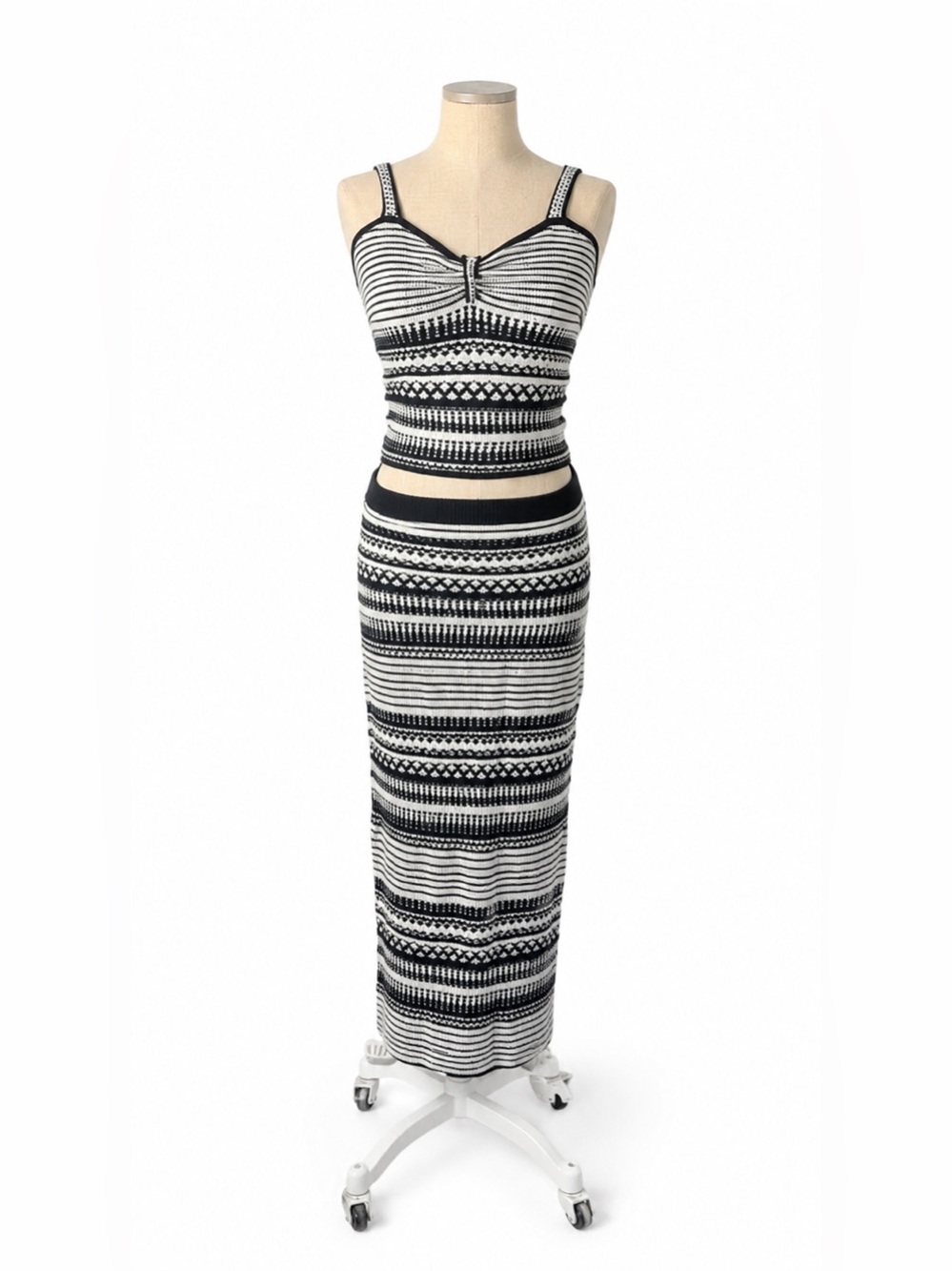 Rachel Zoe Knit Sweater Set Black White Size Medium NWT Two Piece Maxi Skirt